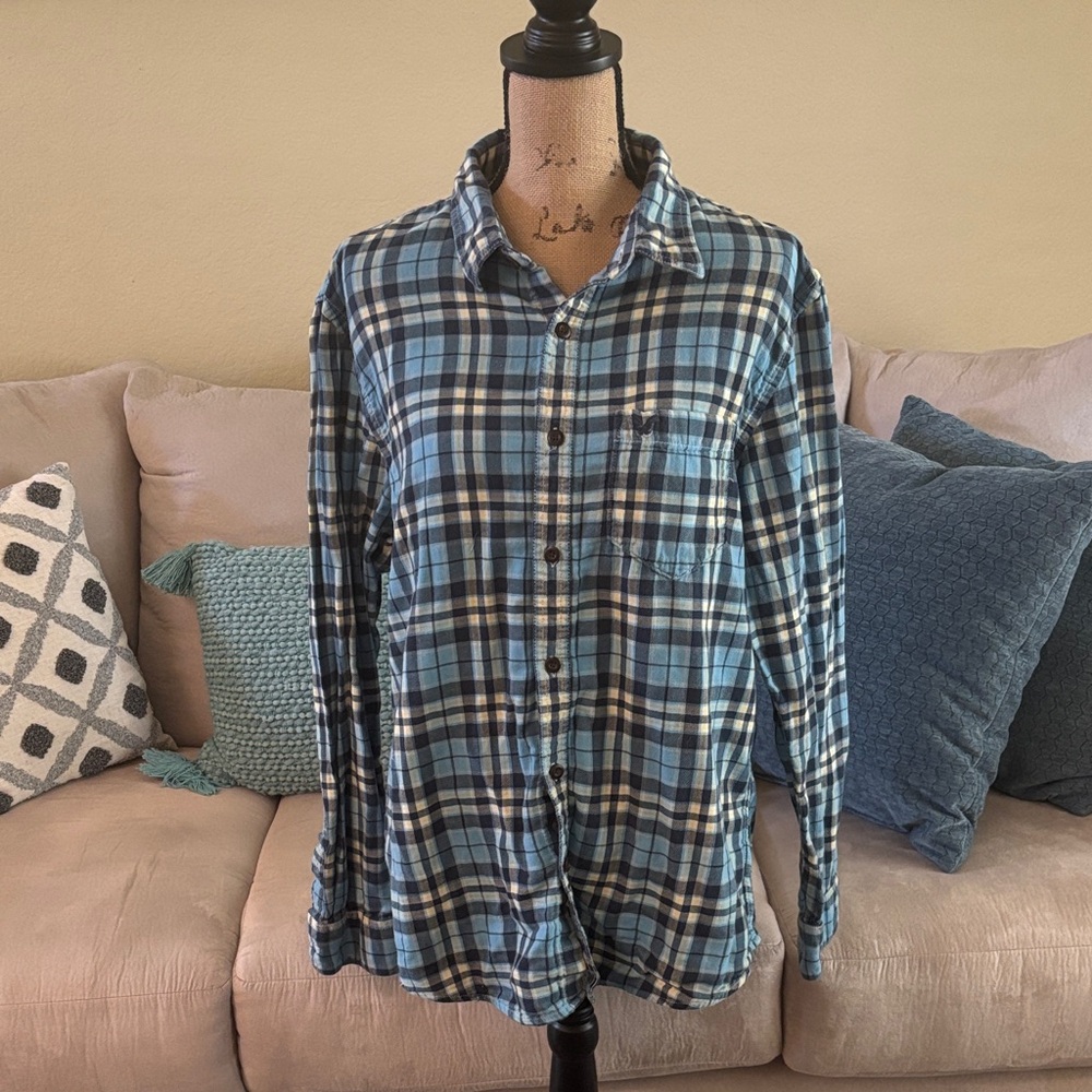 American Eagle Outfitters Blue Plaid Casual Button Down Shirt